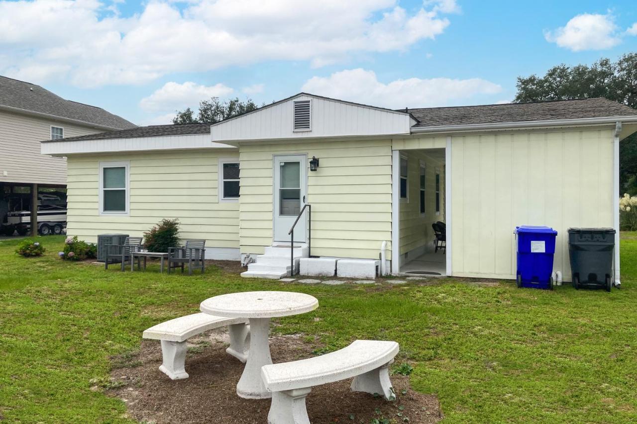 Ginny'S Coastal Cottage Oak Island Buitenkant foto